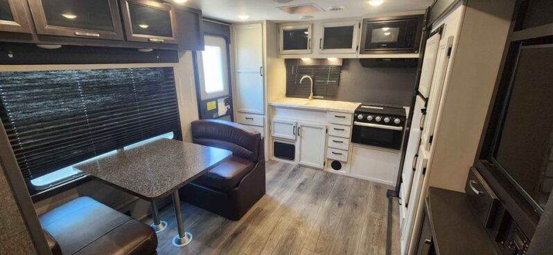2021 Jayco Jay Feather 22rk full