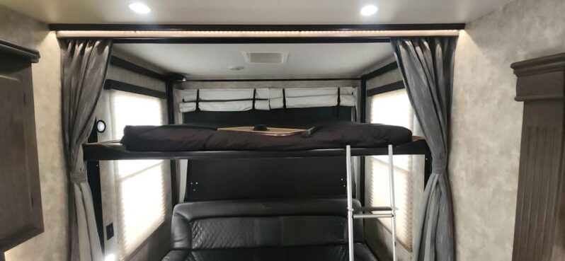 2018 Eclipse Attitude toy hauler 35gsg full