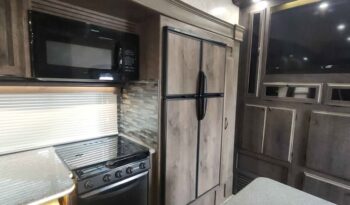 2018 Eclipse Attitude toy hauler 35gsg full