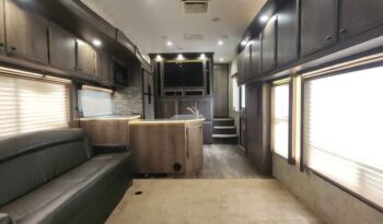 2018 Eclipse Attitude toy hauler 35gsg full