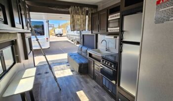 2019 Forest River Wilwood FSX 211ssxl full