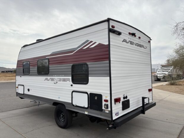 2025 Forest River Prime Time Avenger 16BH full