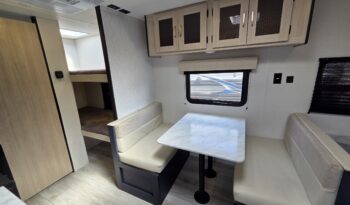 2025 Forest River Prime Time Avenger 16BH full