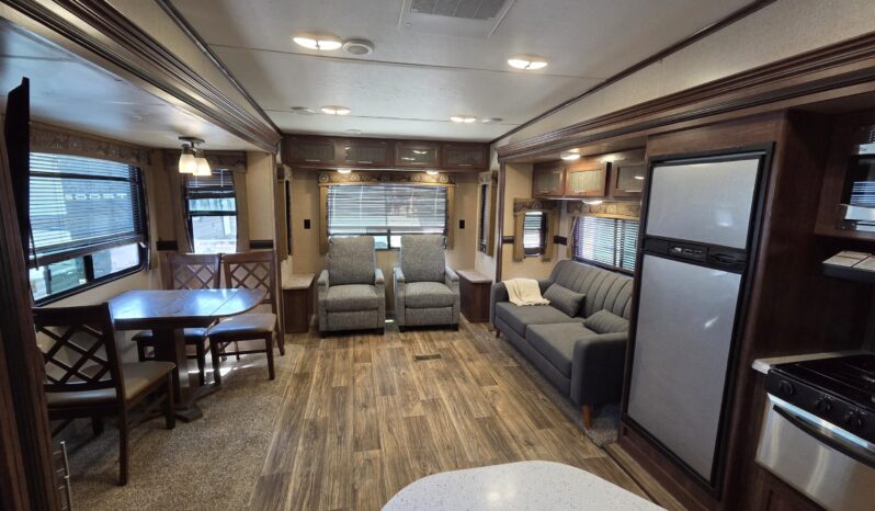 2017 Crossroads Volante 280RL full